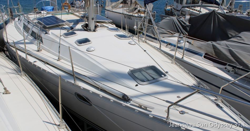 Jeanneau Sun Odyssey 37.1 for sale in Corfu